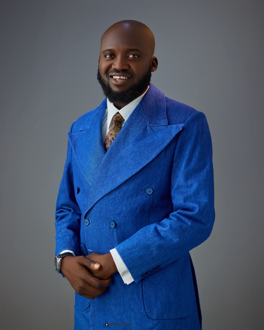 Portrait of Pst Tope Bamisaye, Team member
